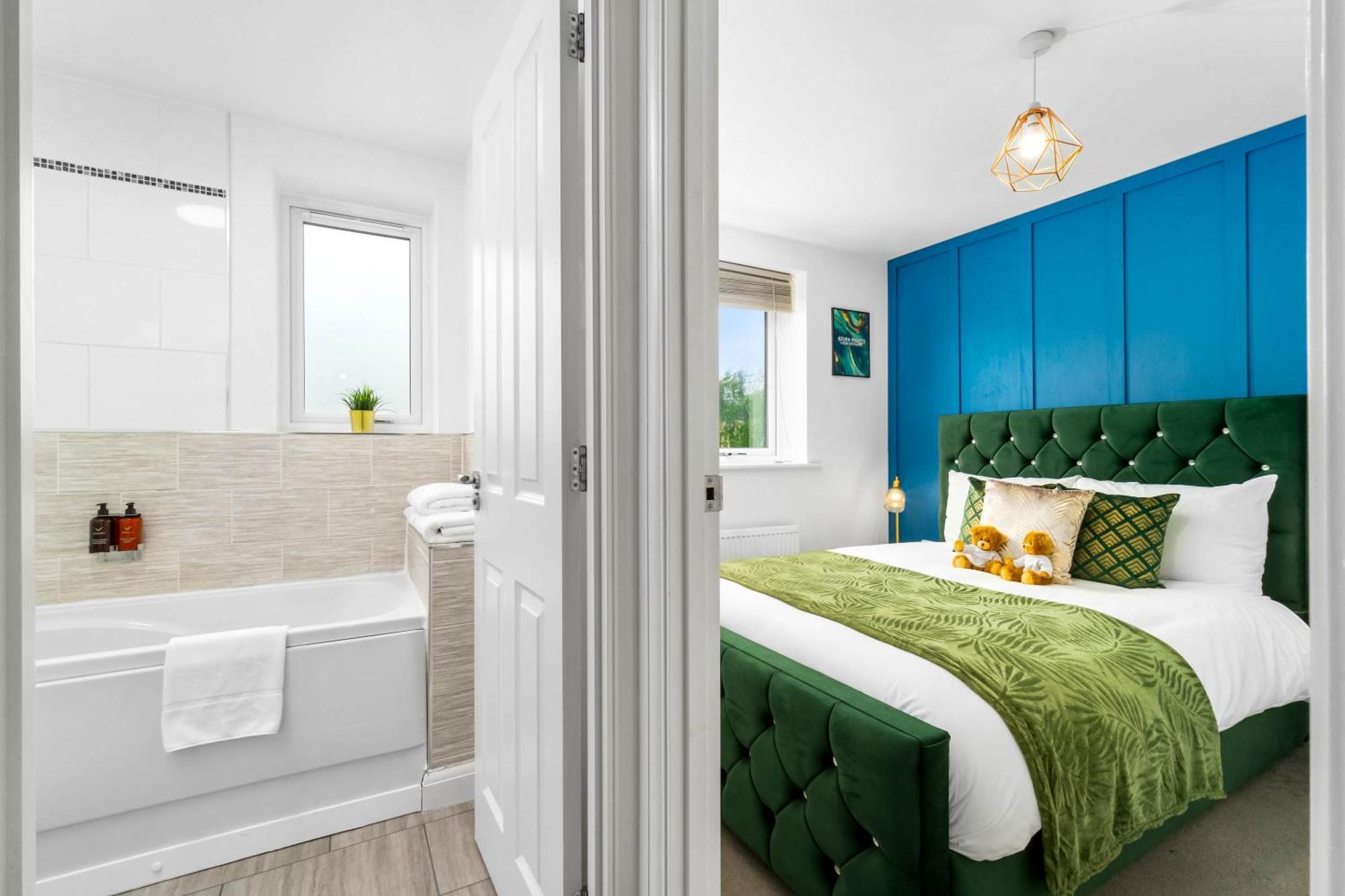 Lavish 3 Bedroom House With Ensuite And Parking By Azura Nights Birmingham Buitenkant foto